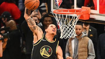 El basquetbolista mexicano se present&oacute; este s&aacute;bado por la noche al concurso de clavadas de la NBA y rob&oacute; reflectores por su atuendo tricolor.