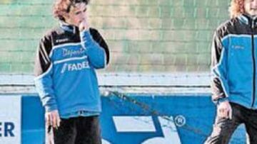 <b>AL BANQUILLO. </b>Sergio y Coloccini pagarán los platos en Valencia y hoy serán suplentes.