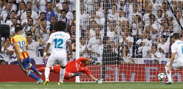 1-1. Carlos Soler marcó el gol del empate.