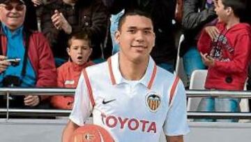 <b>HABAS CONTADAS. </b>Maduro y el Valencia protagonizaron el mercado.