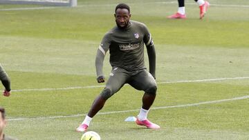 Dembele, en la sesi&oacute;n del Atl&eacute;tico.