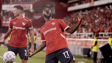 Álvaro Angulo anotó su primer gol con la camiseta de Independiente.