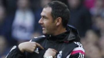 Paul Clement durante un encuentro en el Bernabéu