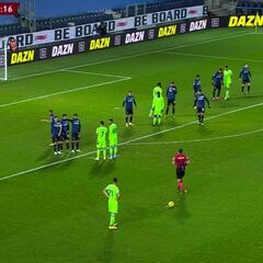 Giro de 180 grados a las faltas con barrera ofensiva: el Atalanta ni vio venir la ejecución