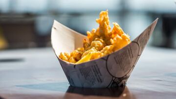 Los motivos por los que la guerra en Ucrania amenaza a 3.000 'fish and chips' en el Reino Unido