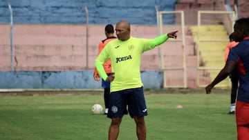 Con la despedida de Luchi Gonz&aacute;lez, la franquicia estudia a varios candidatos, entre los que estar&iacute;a el actual entrenador y campe&oacute;n de CD FAS.