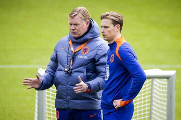 Koeman y De Jong.