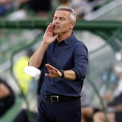 El Elche hace oficial la renovación de Fran Escribá