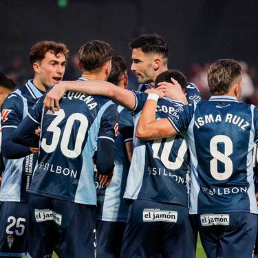 El Ceuta gana al Córdoba el cuerpo a cuerpo, en media hora de locura