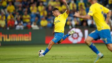 Lemos se monta en la guagua