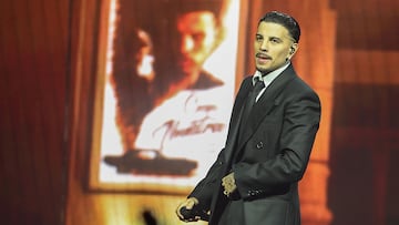 SEATTLE, WASHINGTON - APRIL 05: Rauw Alejandro performs onstage during the Cosa Nuestra world tour at Climate Pledge Arena on April 05, 2025 in Seattle, Washington. (Photo by Mat Hayward/Getty Images)