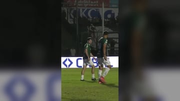 El tenso cruce entre Iván Morales y un compañero en medio de un partido: “Cierra el o...”