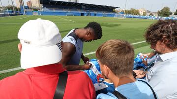 Keita Bald¨¦ firmas
Espanyol 05-09-2023
