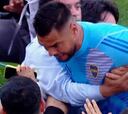 Sergio Romero pelea con aficionado de Boca en la tribuna