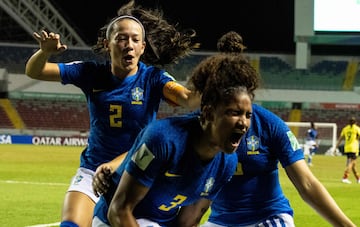 La Selección Colombia perdió 1-0 ante Brasil en cuartos de final y quedó eliminada del Mundial Femenino Sub 20. La Canarinha, a semis.