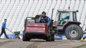<b>OBRAS EN LA CATEDRAL. </b>Los operarios trabajaron ayer durante todo el día.