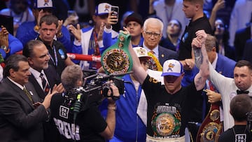 Mexico's Canelo Alvarez celebrates after winning his super middleweight boxing match against Cuba's William Scull at The Venue in Riyadh on May 4, 2025. (Photo by Fayez NURELDINE / AFP)