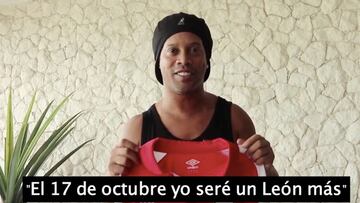Ronaldinho avisa que el 17 de octubre se pondrá la camiseta de Santa Fe