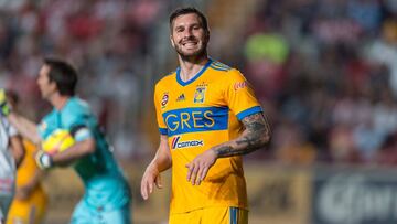 Polémica en el Tigres - Necaxa: Córdova recibió un contacto en la espalda en el área pero no se marcó penal
