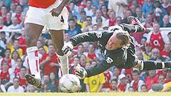 Vuelve el interés por Patrick Vieira