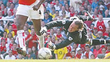 <b>LA PIEZA QUE FALTA</b>. Vieira es el que mejor responde al perfil que busca Camacho en el mediocampo.