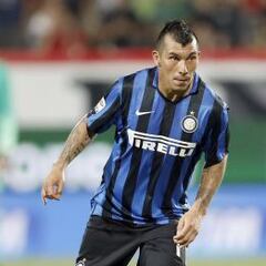 "Con 24 Medel y un Messi, ganaríamos todos los partidos"