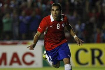 El jugador del Veracruz había sido citado por Sampaoli para la Copa América. El corte lo dejó fuera. Diez meses después, vuelve con Pizzi. 