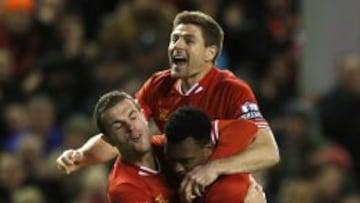 Los goles de Gerrard y Sturridge dieron la victoria al Liverpool.
