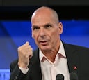 Yanis Varoufakis, economista: “Siempre es preferible sonar como un radical en lugar de actuar como un conformista”