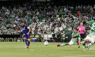 Ocasión de Benzema.