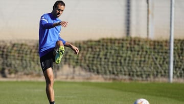 V&iacute;ctor D&iacute;az durante un entrenamiento.