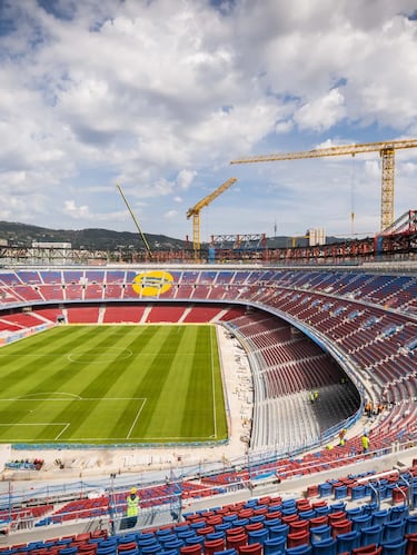 Aunque aún faltan los permisos principales y las tareas de configuración, el césped ya mira el campo, lo que fortalece la expectativa de que el equipo puede volver a jugar en la temporada 2025-26.