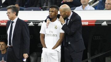 "Zidane me llama a su oficina y me cuenta lo que él hacía..."