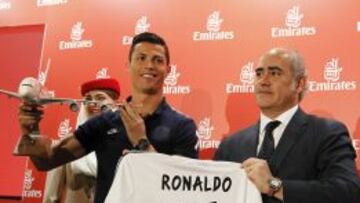 Cristiano, con Fly Emirates.