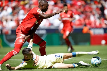 América slip up in Toluca and fail to secure top spot