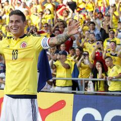 James caza al Tino y es el tercer goleador histórico de Colombia