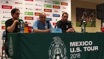 Diego Godín destacó crecimiento de Raúl Jiménez en Europa