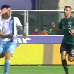 Así fue la jugada que provocó la expulsión de Medel en Italia