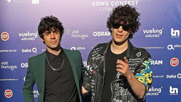 Javier Ambrossi y Javier Calvo a su llegada al Altice Arena de Lisboa para la final del Festival de Eurovisi&oacute;n 2018 el 12 de mayo de 2018.
 