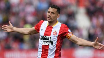 Álex Granell celebra un gol durante un partido con el Girona.