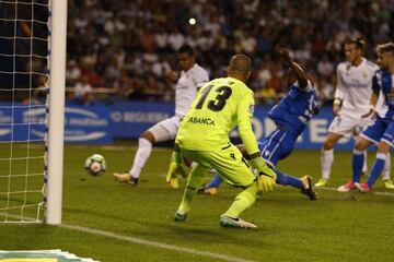 Casemiro taps home to make it 0-2 to Real Madrid.