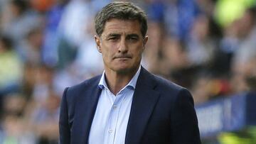 Michel, nuevo entrenador del Málaga durante el patido de LaLiga ante el Alavés