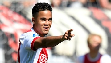 In-demand Kluivert could still stay at Ajax