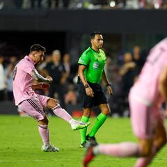 Árbitro hondureño revela la charla que tuvo con Lionel Messi en su debut con Inter Miami