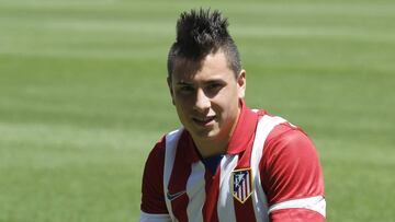 Gim&eacute;nez el d&iacute;a de su presentaci&oacute;n con el Atl&eacute;tico