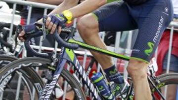 Alejandro Valverde en el &uacute;ltimo tramo de la decimoctava etapa del Tour de Francia.