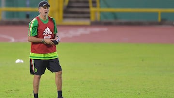 El estratega colombiano aseguró que el conjunto tricolor tiene todo para ser finalista del torneo continental en Rusia, si así se lo proponen.