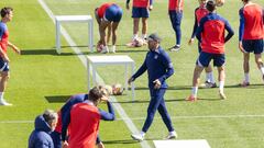 08/04/24
SIMEONE
ENTRENAMIENTO ATLETICO DE MADRID