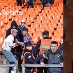 Jugador de la Roja regaló su camiseta y todo acabó de la peor forma: ¡insólito!