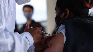 Curva del coronavirus en Colombia, hoy 21 de noviembre. Casos y muertes relacionadas con el covid-19 en el país. Actualmente hay 13.566 positivos activos.